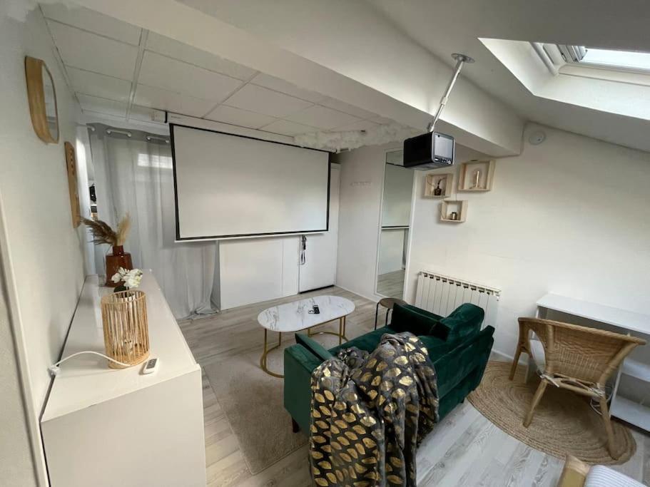 Mgb Studio Home Cinema Saint-Max Esterno foto